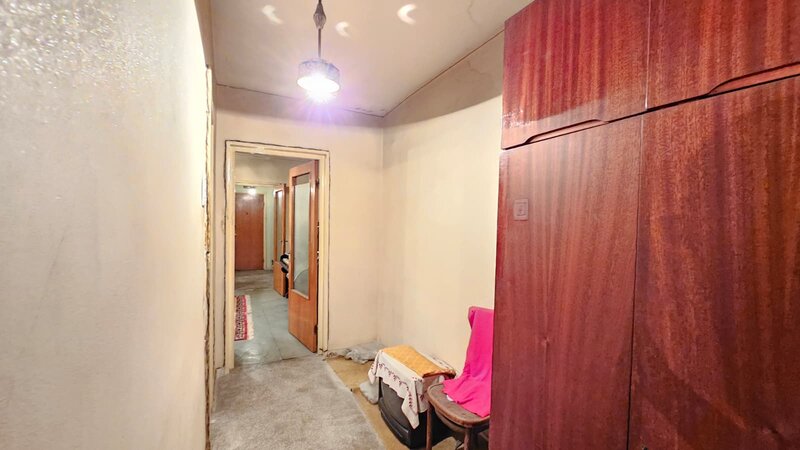 Iancului, 4 camere, 98 mp, semidecomandat, etaj 4, bloc reabilitat